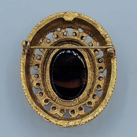 Florenza Tortoise Shell Cameo Gold Tone Brooch #848 - Picture 8 of 13